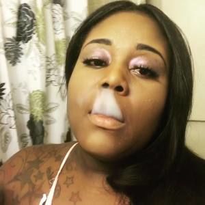 Meet your Posher, Constance